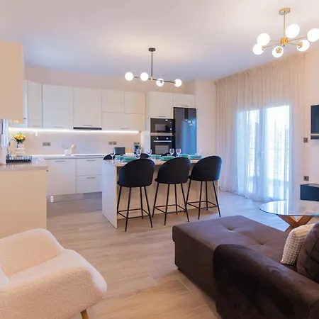 Apartment La Marine *