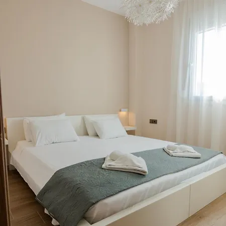 Apartment La Marine